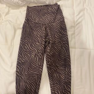 Aerie animal print leggings